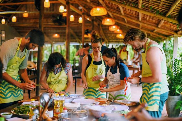 Take-a-cooking-class.jpg