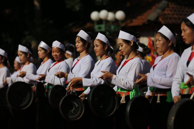 mai-chau-co-dan-toc-gi-2.jpg